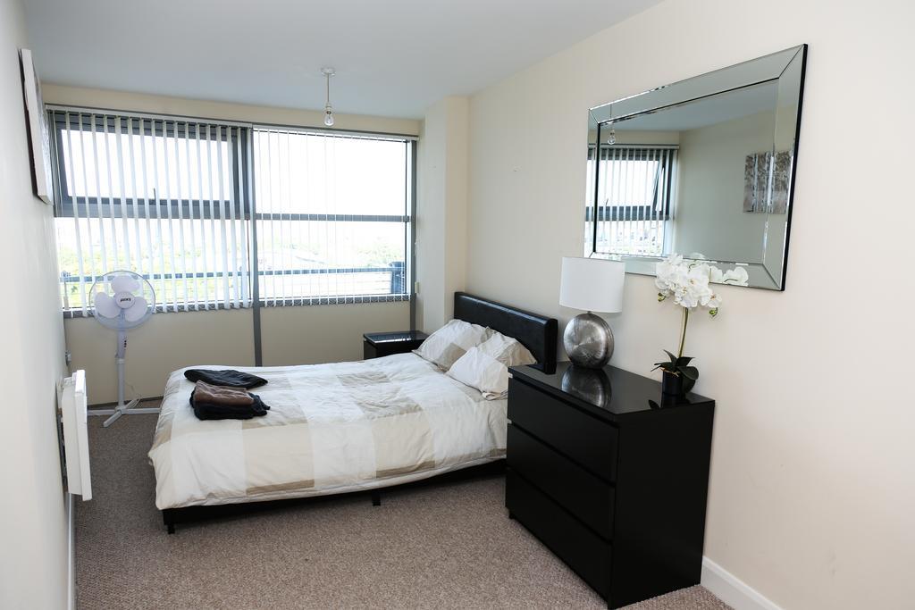 Alexander Apartments Sunderland מראה חיצוני תמונה